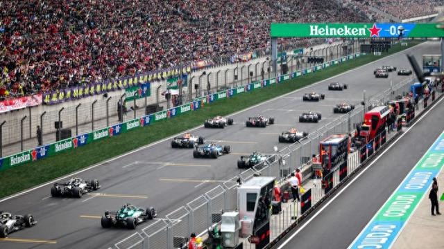 世界杯手机软件安装-F1中国大奖赛观赛总人次创下近20年新高,孕育中国赛车文化新生态|上海|车迷|车手|卡片|卡卡_新浪体育_新浪新闻